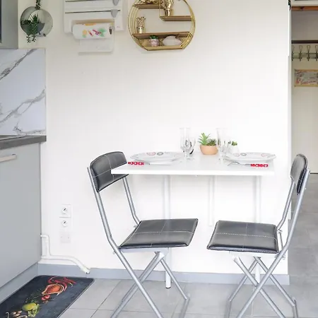 Apartment Au Calme Avec Balcon Port Olona 4 Personnes *