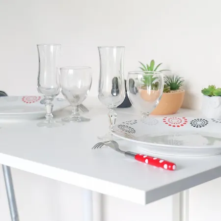 Au Calme Avec Balcon Port Olona 4 Personnes